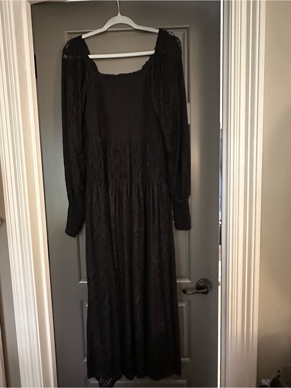 Listicle Black Long Sleeve Lace Maxi Dress